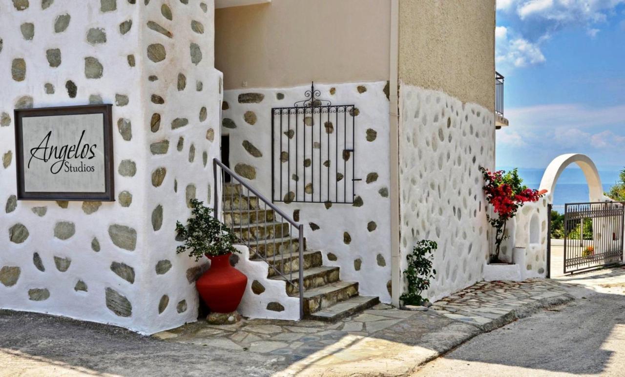 Angelos Studios Vromolimnos Екстериор снимка